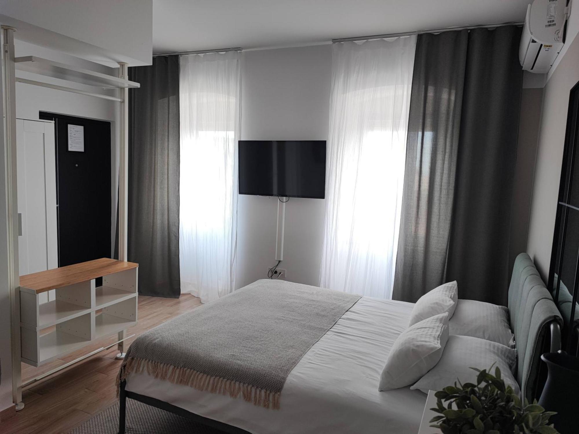 Agostini - Self Check-In Studios - Free Gated Parking On Site Rijeka Extérieur photo