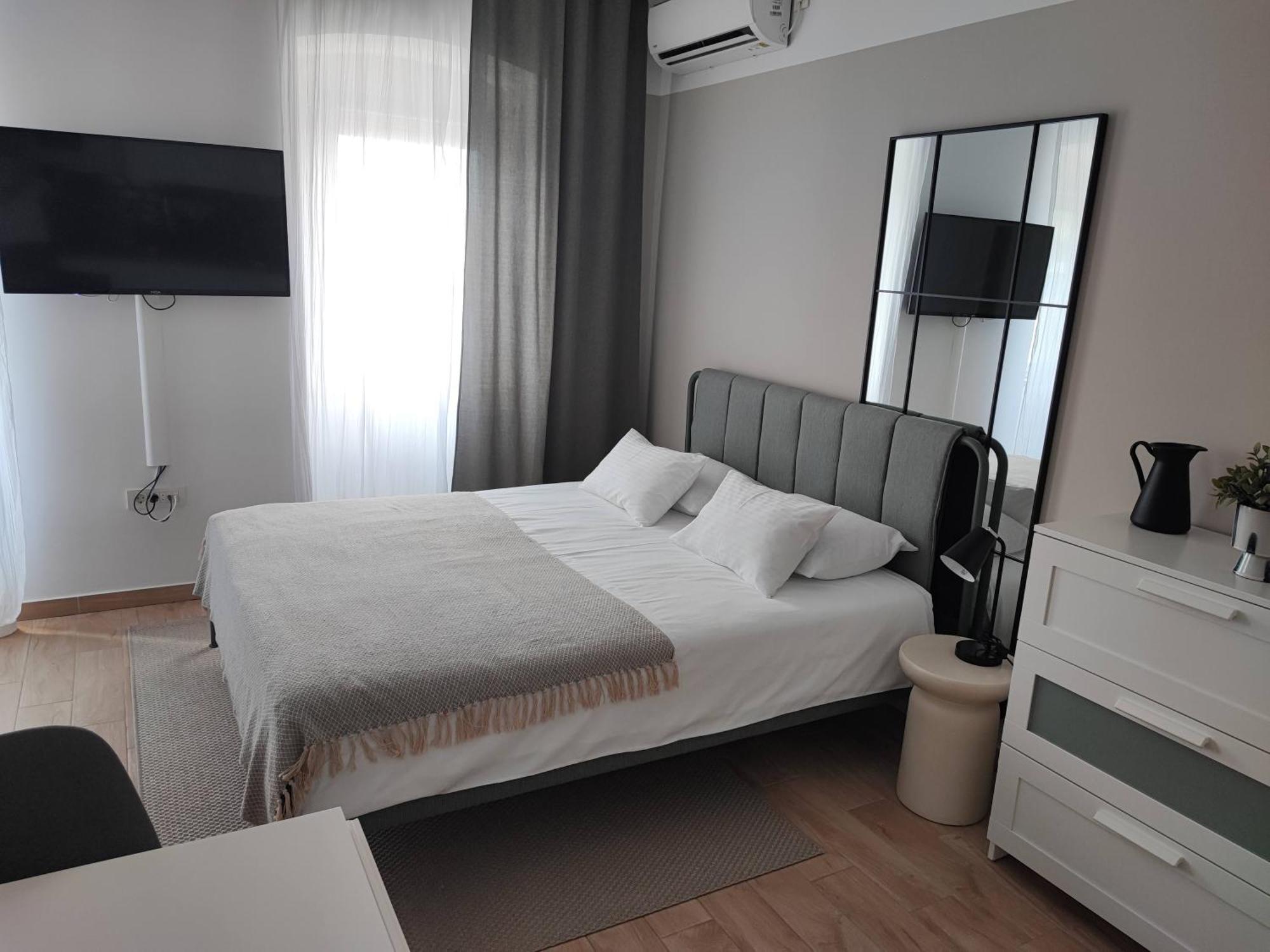 Agostini - Self Check-In Studios - Free Gated Parking On Site Rijeka Extérieur photo